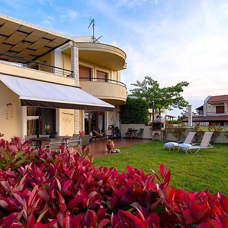 #Luxlikehome Hill Summer Villa Elani Eksteriør billede
